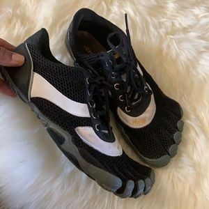 Vibram shoes